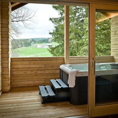 Modernes Holzhaus Mit Sauna, Whirlpool Und Entspannungsraum ريغين