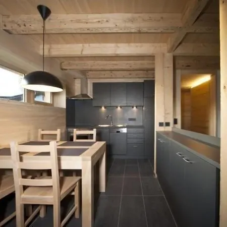Сasa de vacaciones Modernes Holzhaus Mit Sauna, Whirlpool Und Entspannungsraum Regen