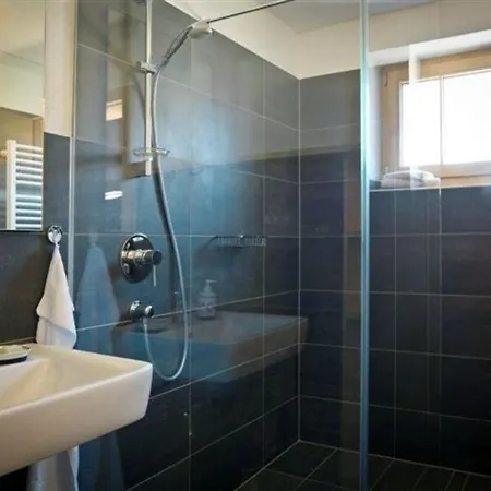 Modernes Holzhaus Mit Sauna, Whirlpool Und Entspannungsraum Сasa de vacaciones Regen